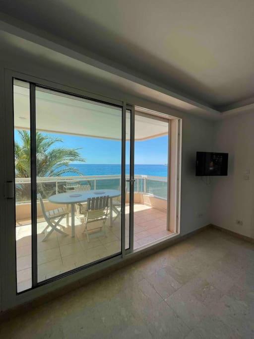 מנטון Appartement Bord De Mer Avec Garage מראה חיצוני תמונה