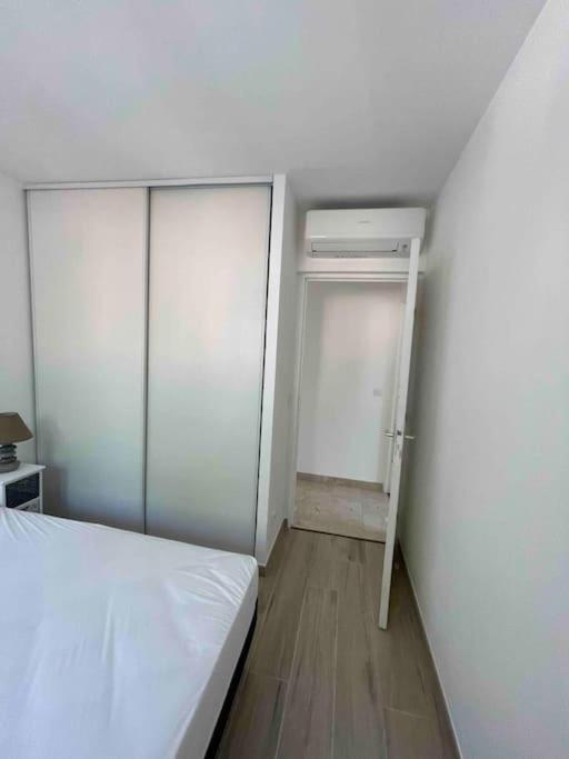 מנטון Appartement Bord De Mer Avec Garage מראה חיצוני תמונה